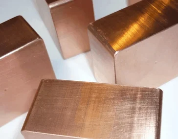 Медь в слитках 99.9999